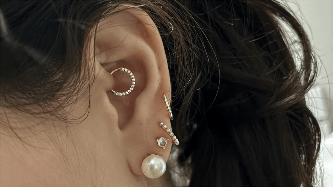 What to Expect When Getting a Daith Piercing (Pain, Pressure & Healing) - QIAO Crystal