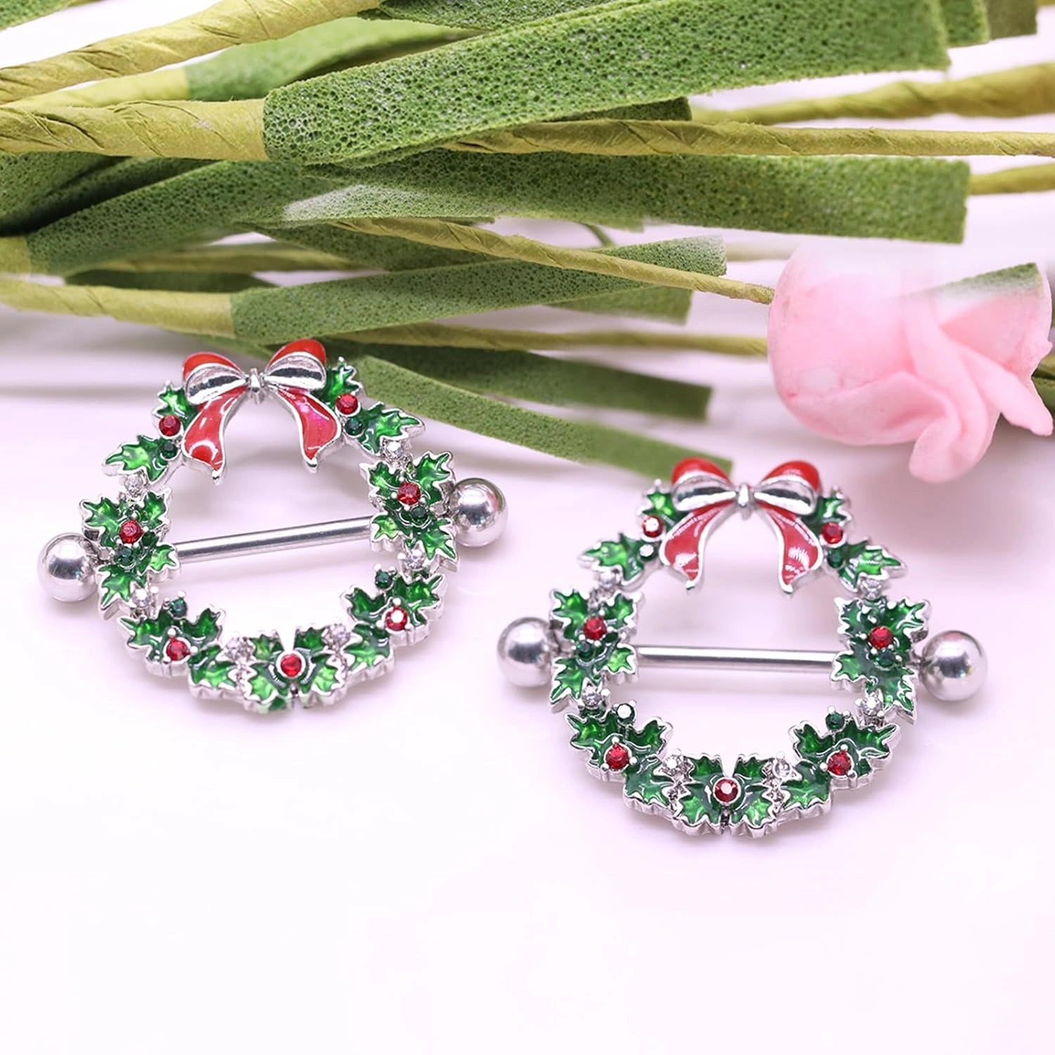 14g-christmas-nipple-barbells-garland-ring-316l-surgical-stainless-steel-womens-body-piercing-jewelry-with-small-bell-02
