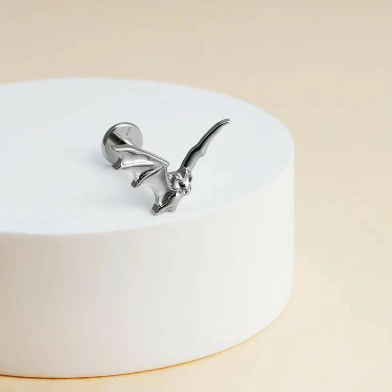 1PC ASTM F136 Titanium Halloween Bat Cartilage Earring 16G 6mm 8mm Flat back Stud