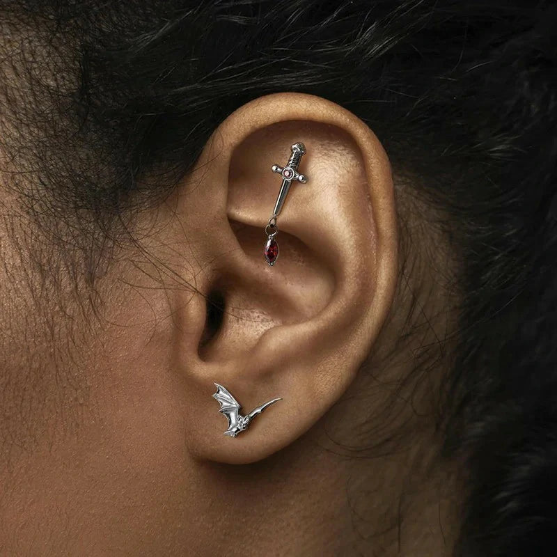 1PC ASTM F136 Titanium Halloween Bat Cartilage Earring 16G 6mm 8mm Flat back Stud